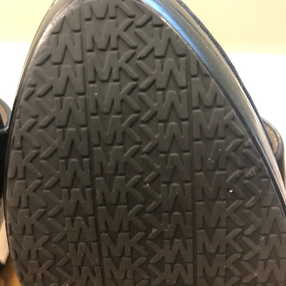 Black Crisscross Michael Kors Heels - Picture 3 of 9
